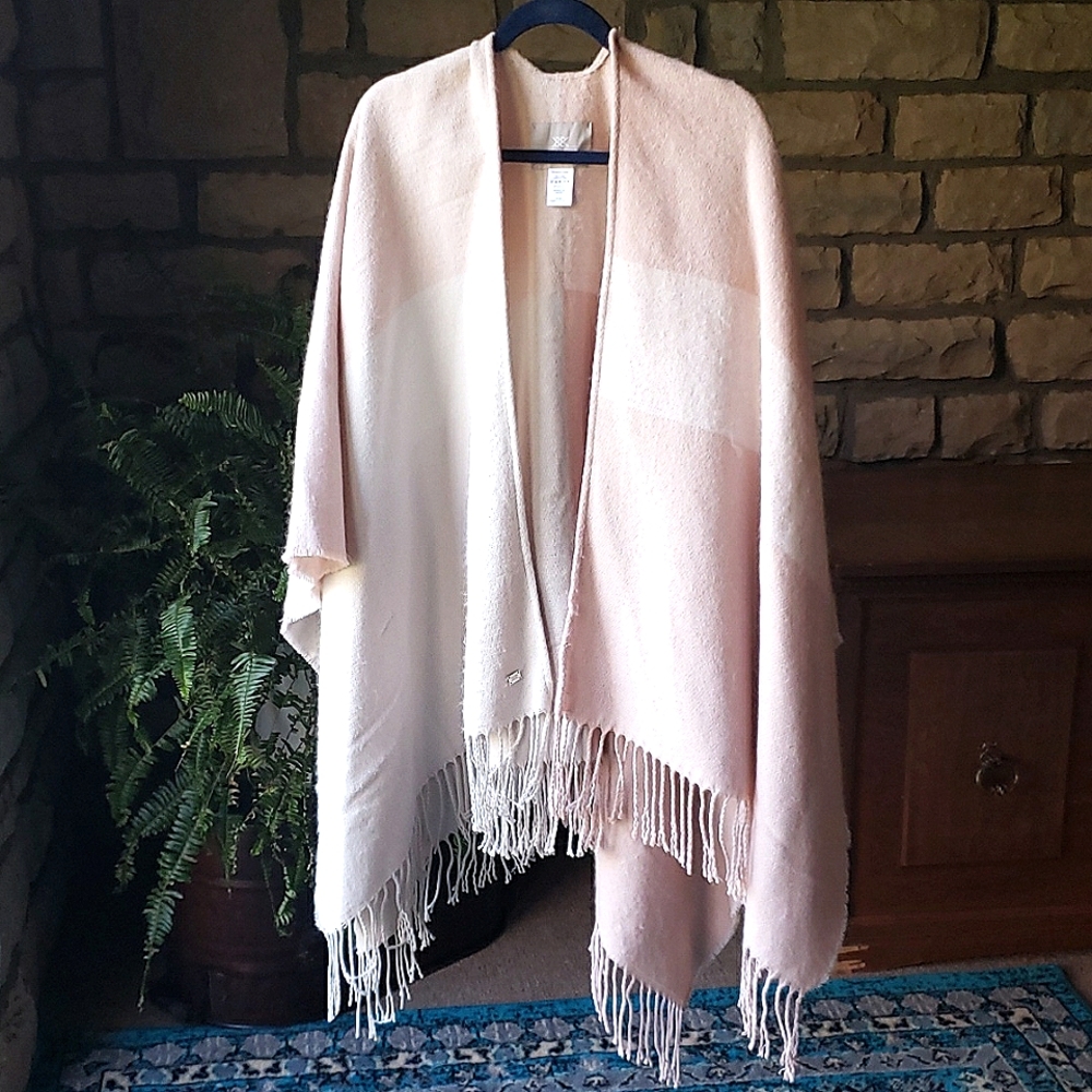 Soia&Kyo Pink Cream Poncho